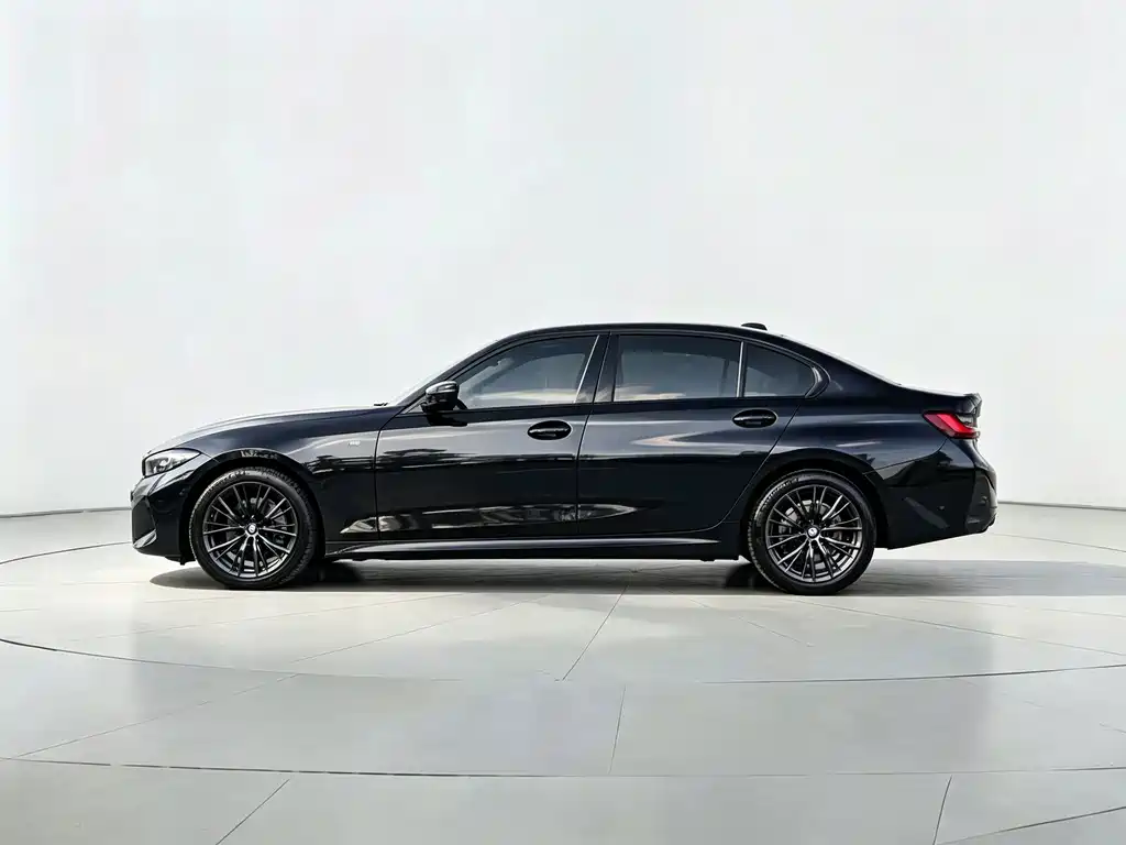 BMW 3 Series — фото 7