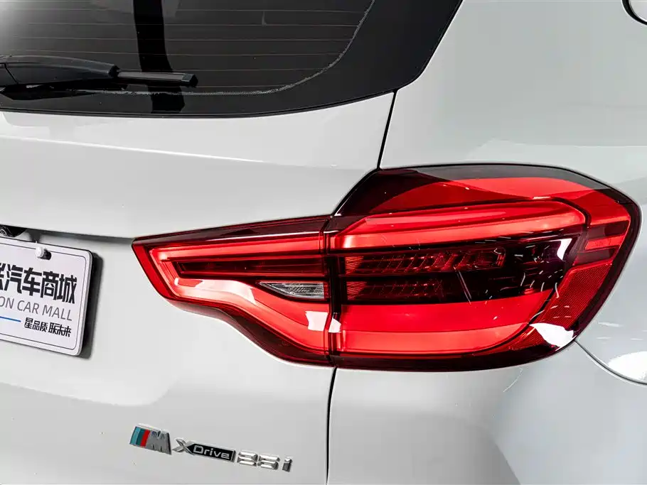 BMW X3 — фото 8