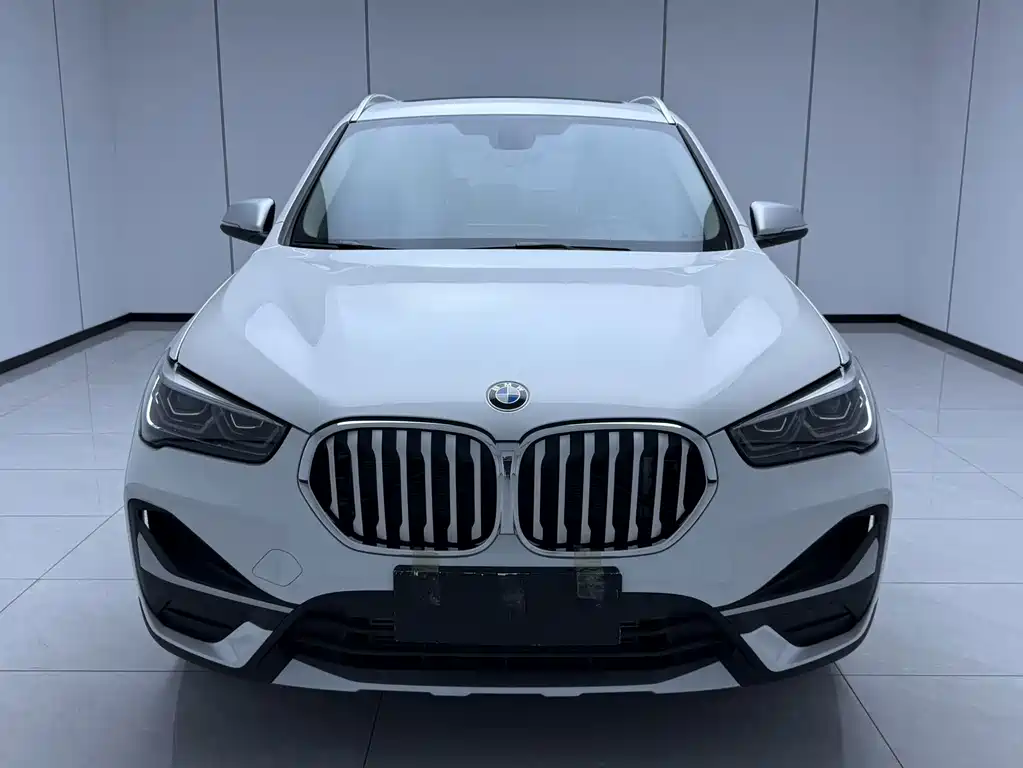 BMW X1 — фото 2