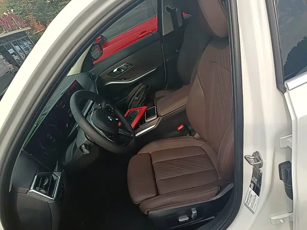 BMW 3 Series — фото 14
