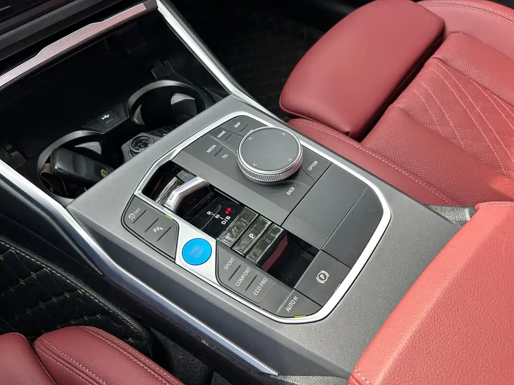 BMW i3 — фото 8