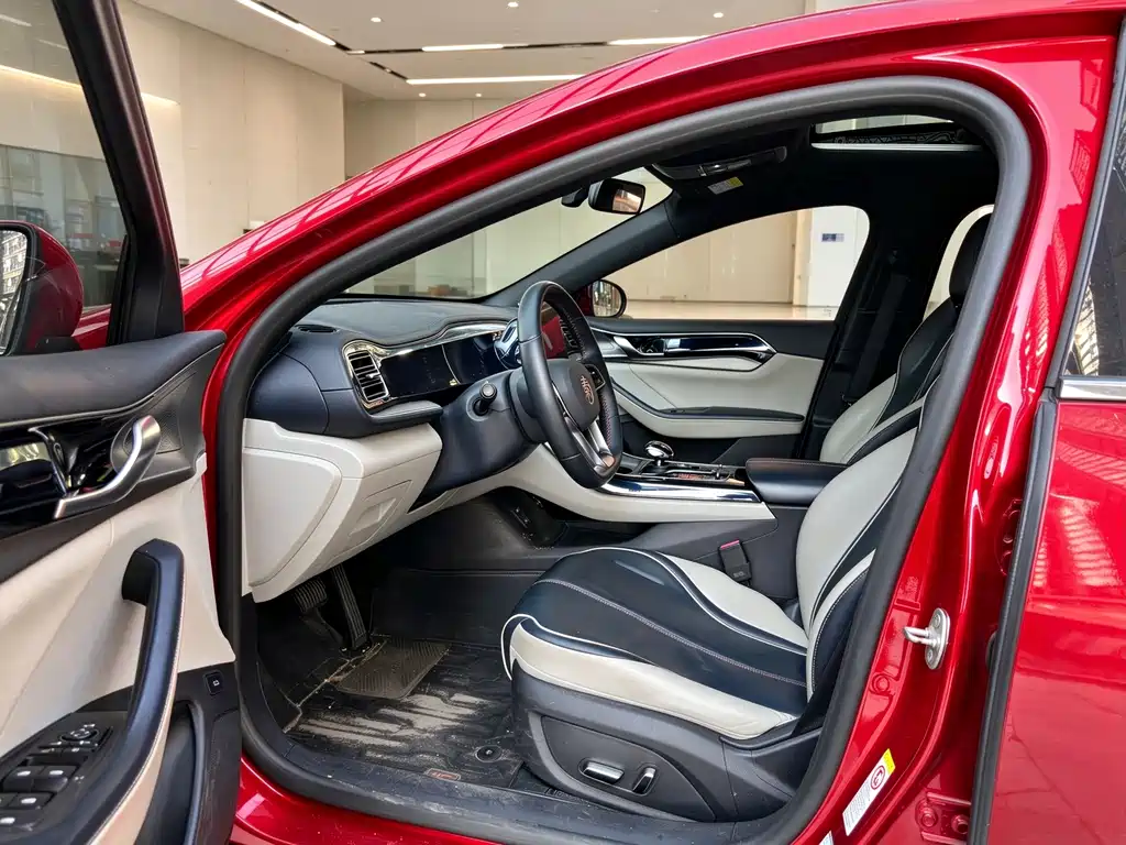 BYD Qin PLUS — фото 9
