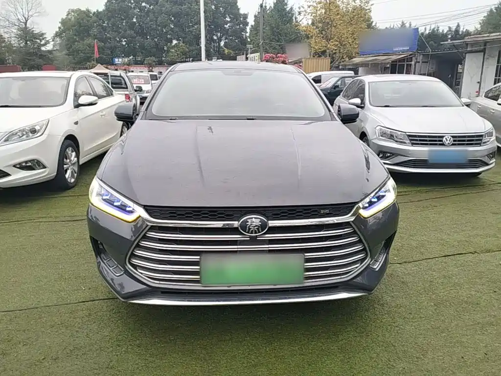 BYD Qin Pro NEV — фото 2