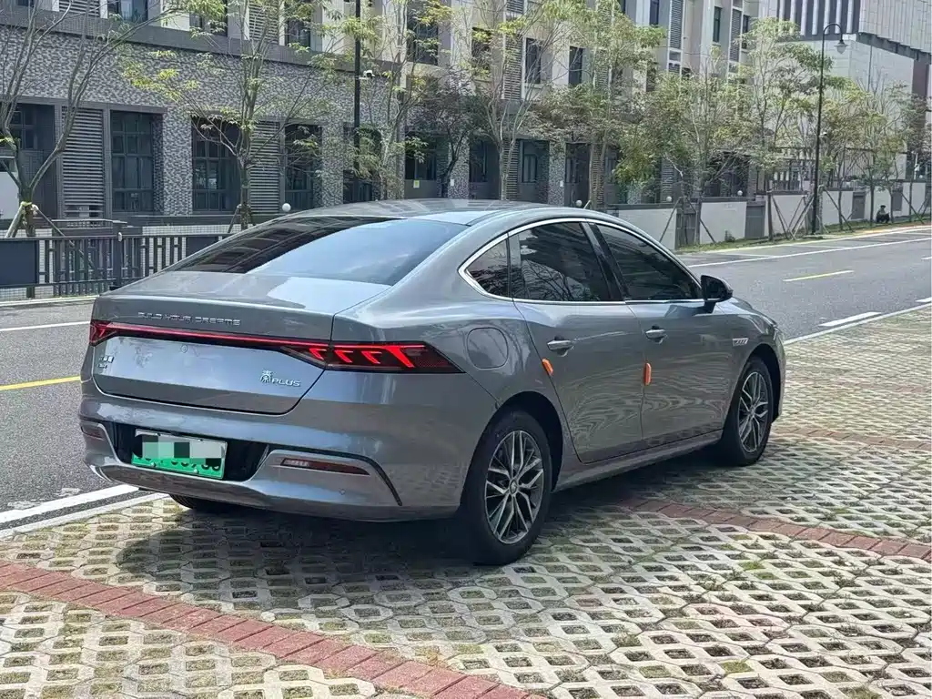 BYD Qin PLUS — фото 9