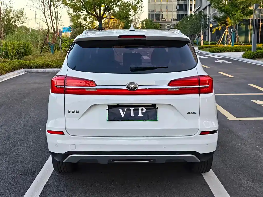BYD PLUS New Energy — фото 4