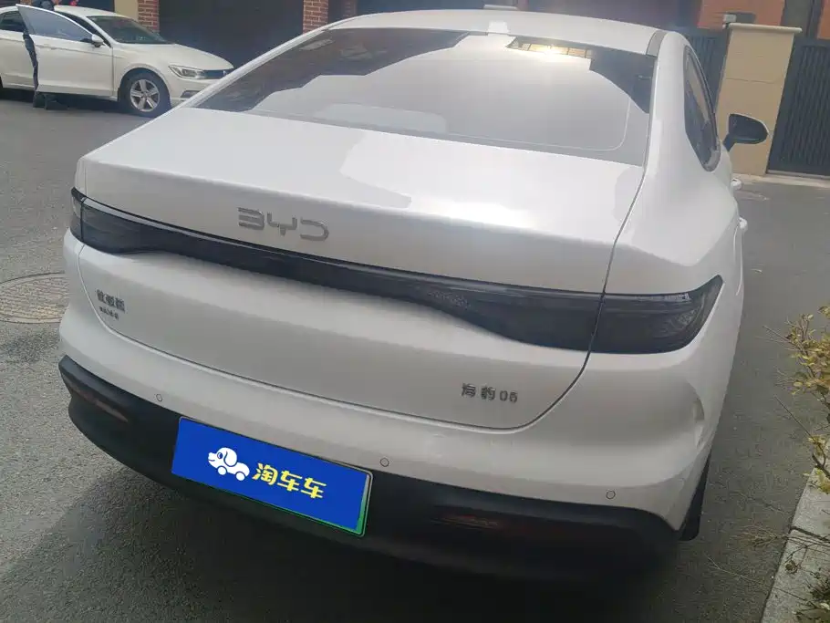 BYD Seal 05 DM-i — фото 3