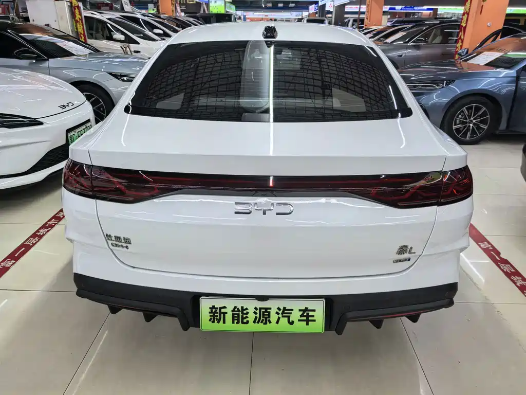 BYD Qin L — фото 5