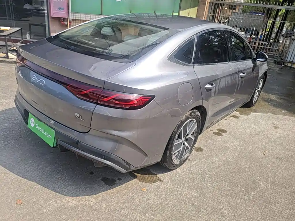 BYD Qin L — фото 6