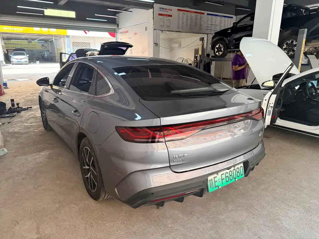 BYD Qin L — фото 3