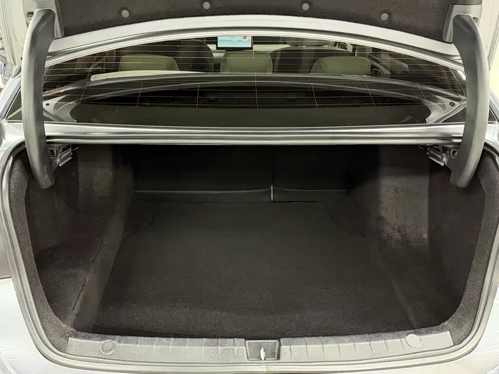 BYD Seal 05 DM-i — фото 11