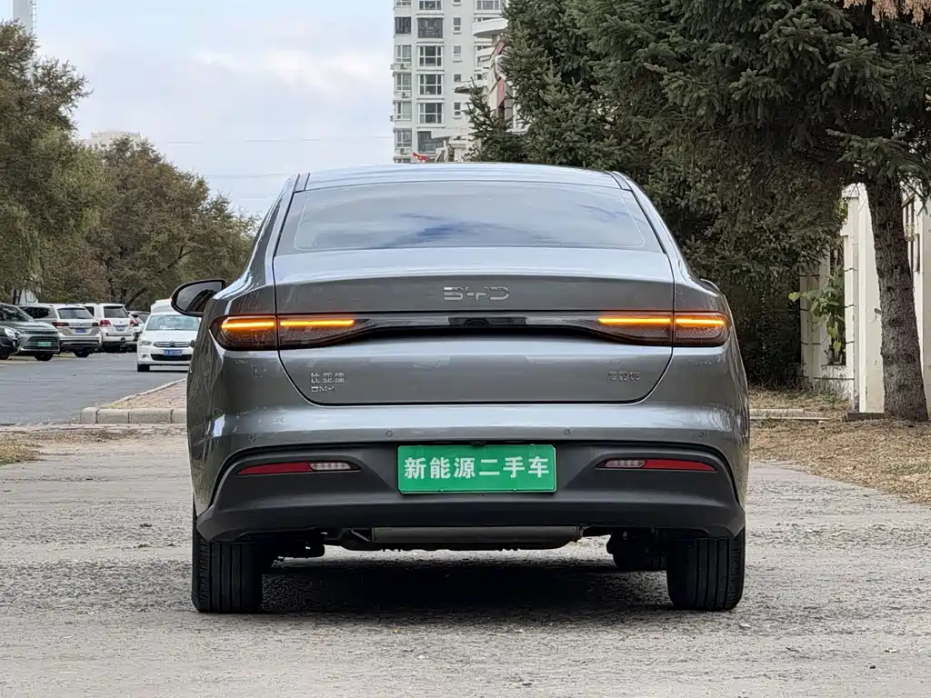 BYD Seal 05 DM-i — фото 7