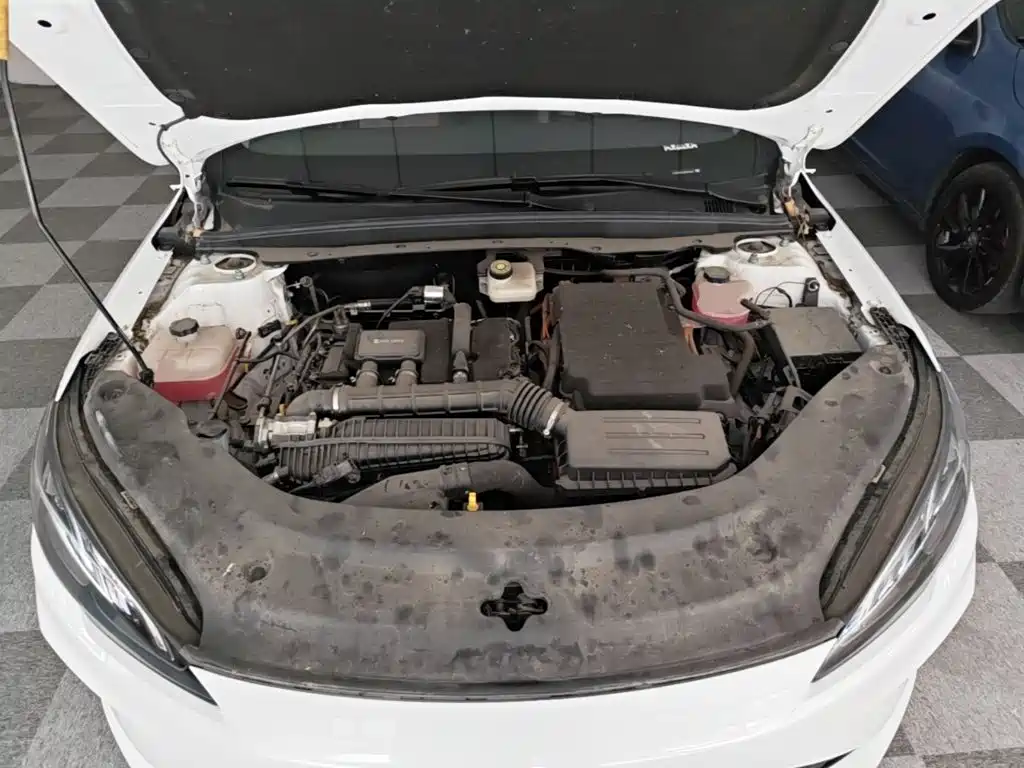 BYD Seal 05 DM-i — фото 19