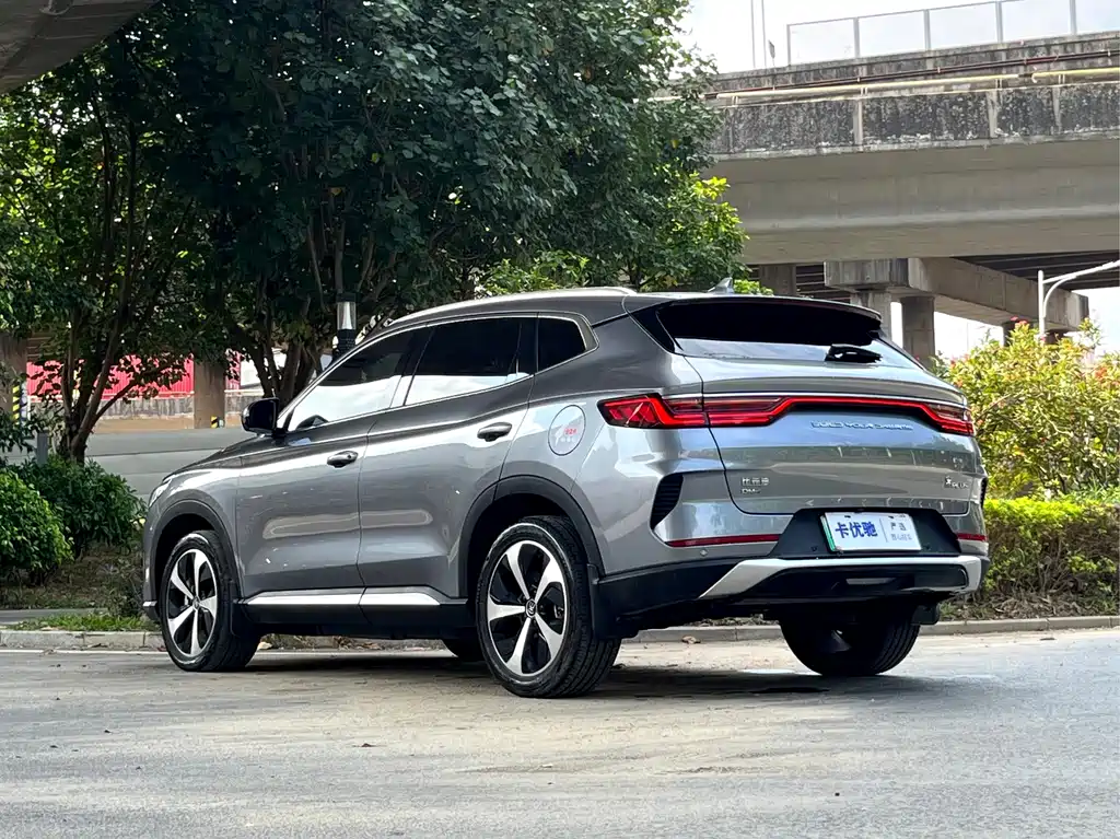 BYD PLUS New Energy — фото 7