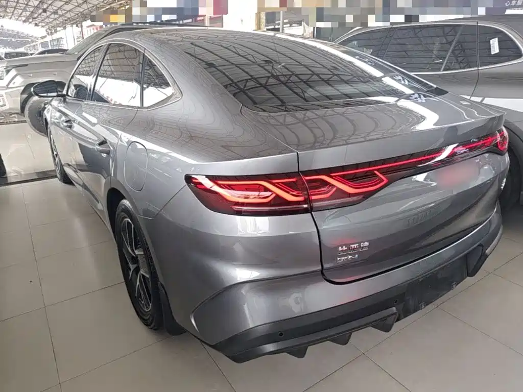 BYD Qin L — фото 4