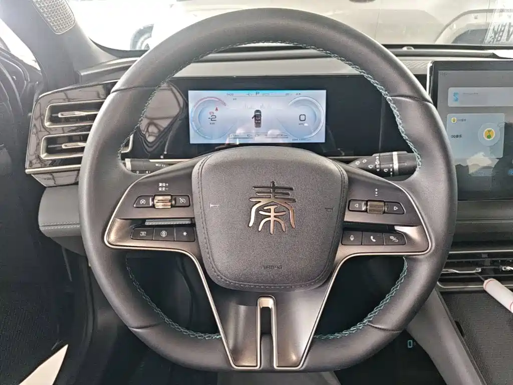 BYD Qin L — фото 10