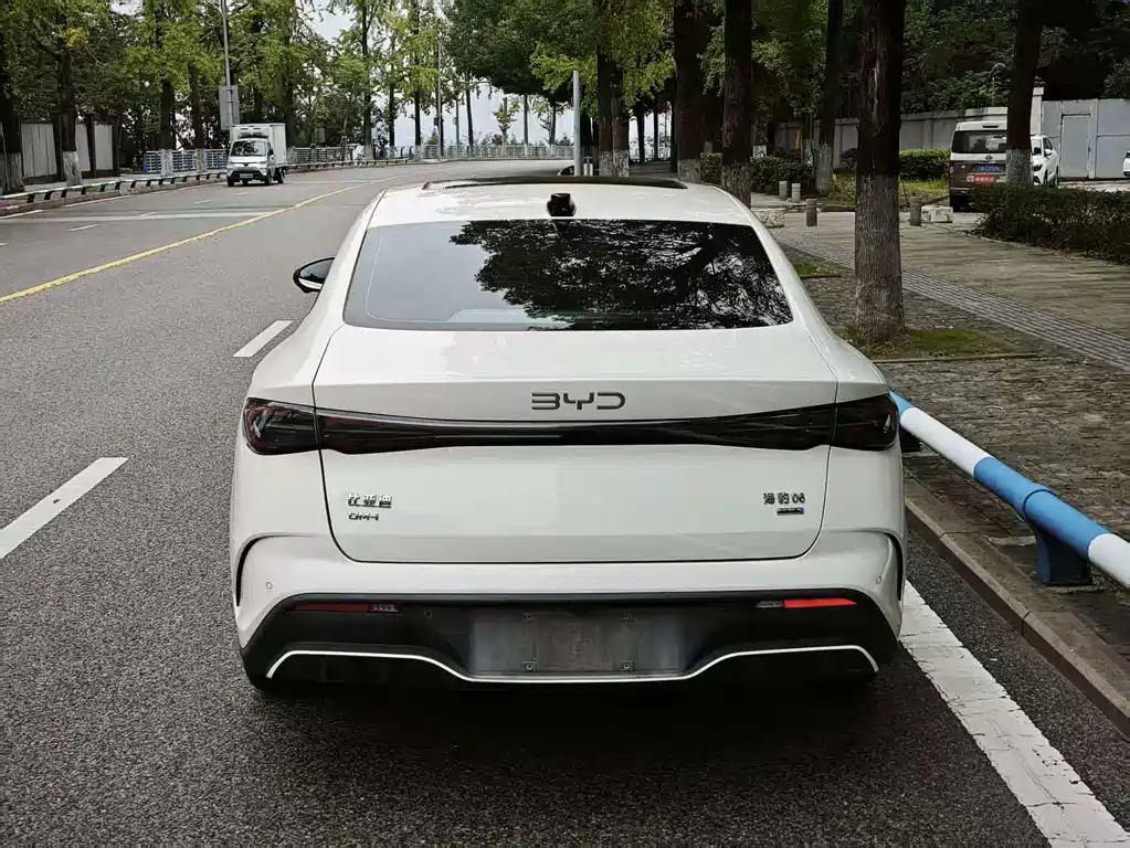 BYD Seal 06 — фото 8