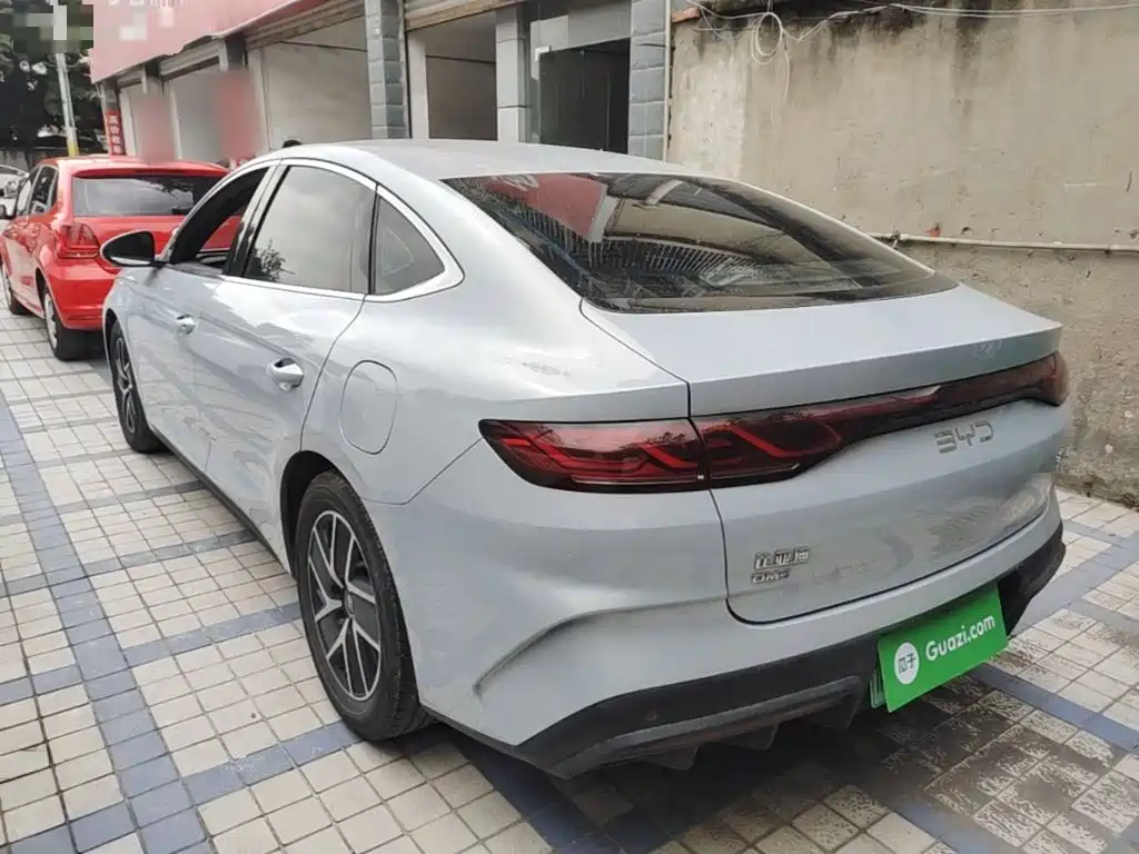 BYD Qin L — фото 4