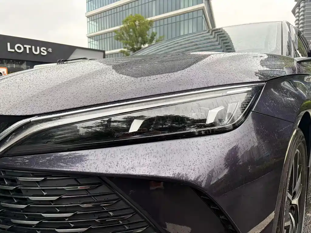 BYD Qin L — фото 4