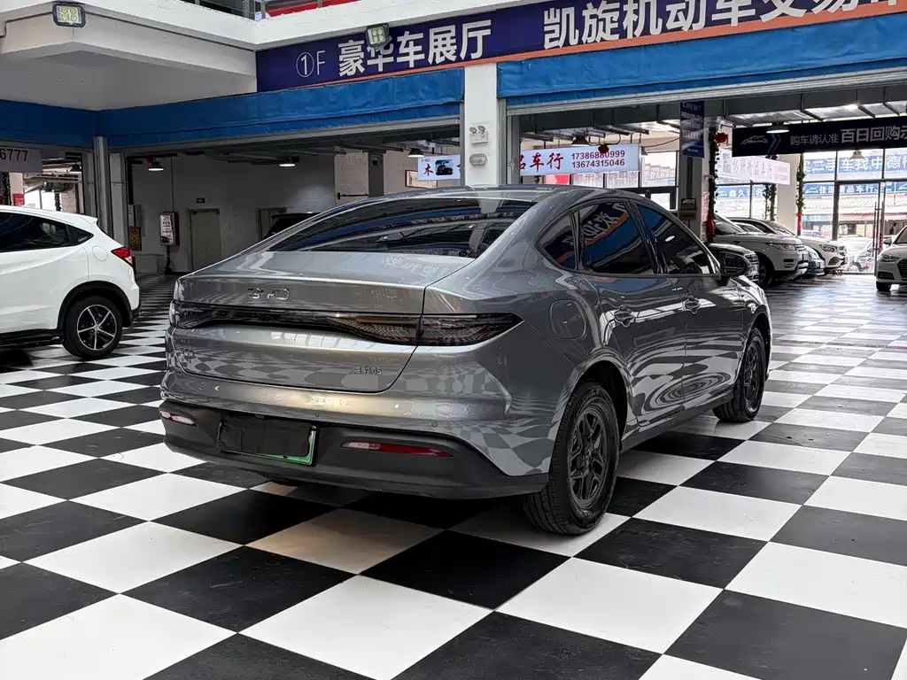 BYD Seal 05 DM-i — фото 4