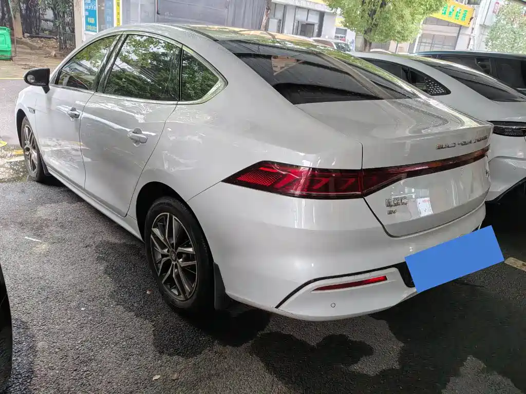 BYD Qin PLUS — фото 9