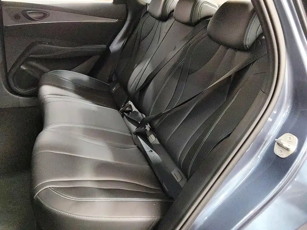 BYD Seal 06 — фото 10