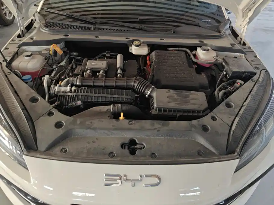 BYD Seal 06 — фото 10
