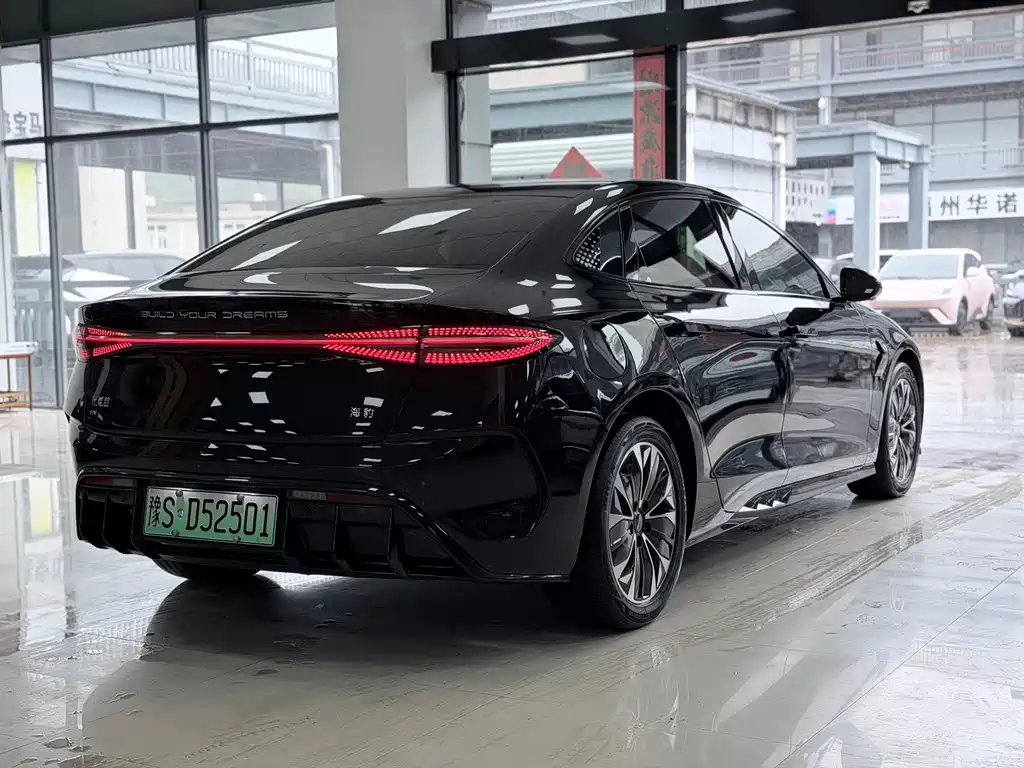 BYD Seal — фото 6