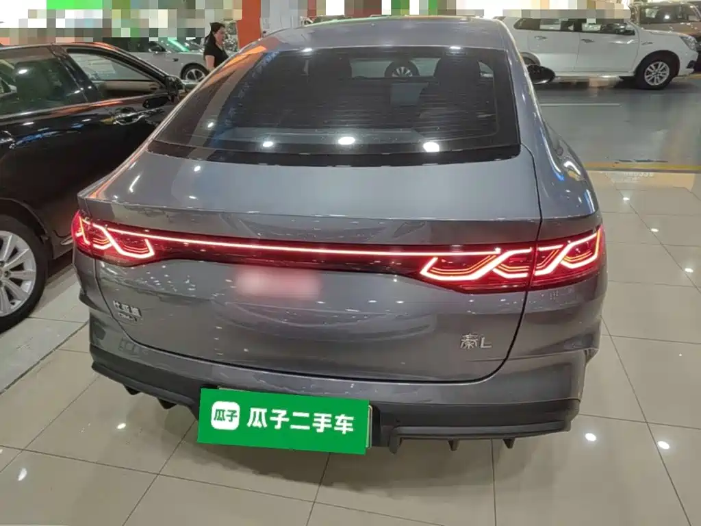 BYD Qin L — фото 5