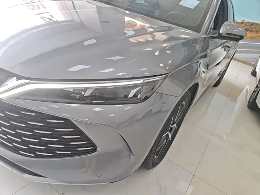 BYD Qin L — фото 23
