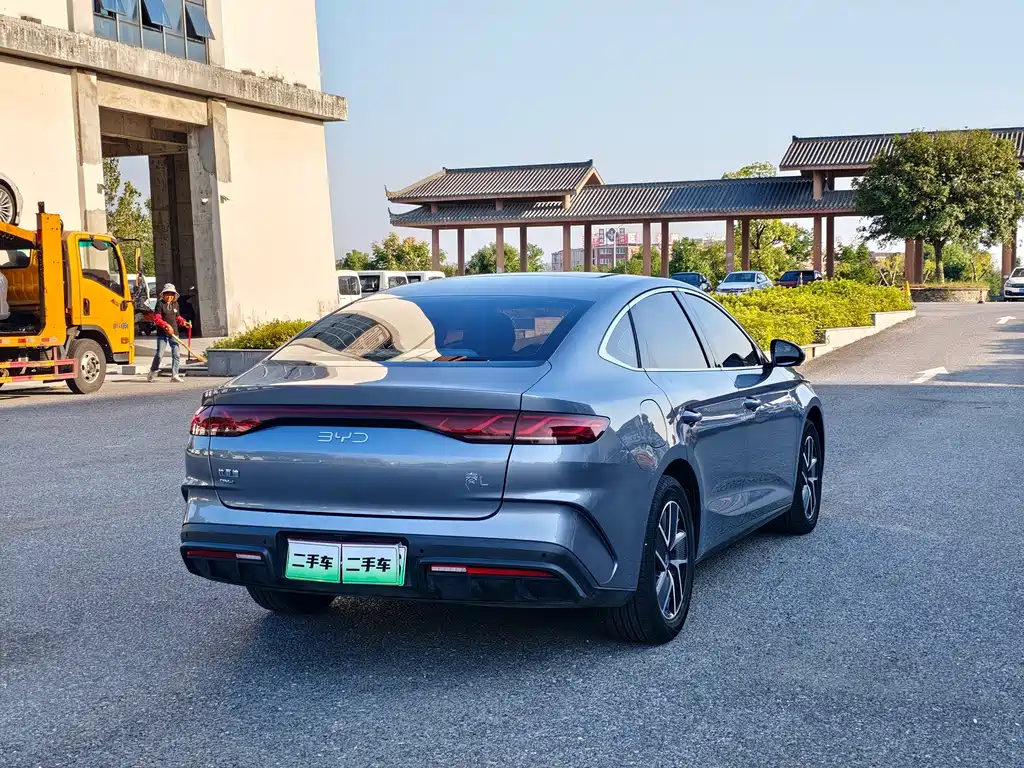 BYD Qin L — фото 6