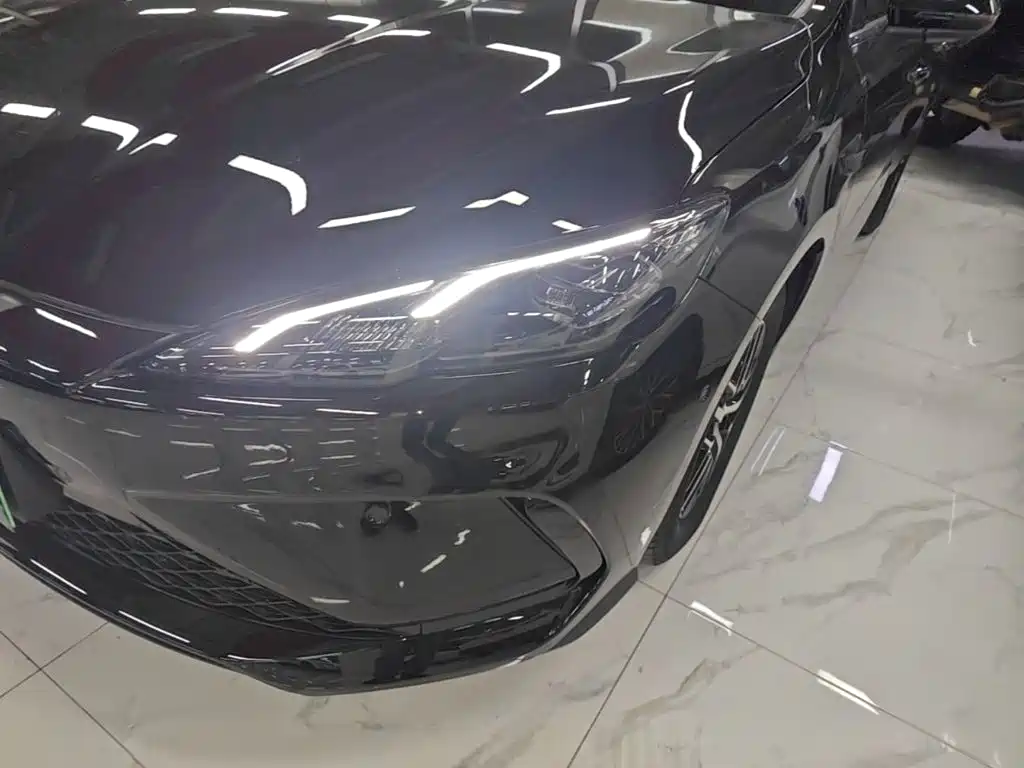 BYD Seal 05 DM-i — фото 23