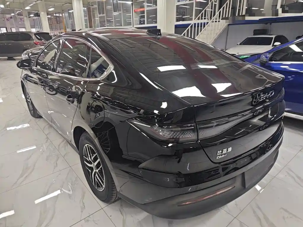 BYD Seal 05 DM-i — фото 4