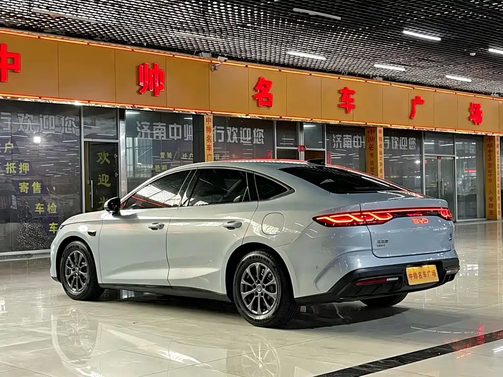 BYD Qin L — фото 6