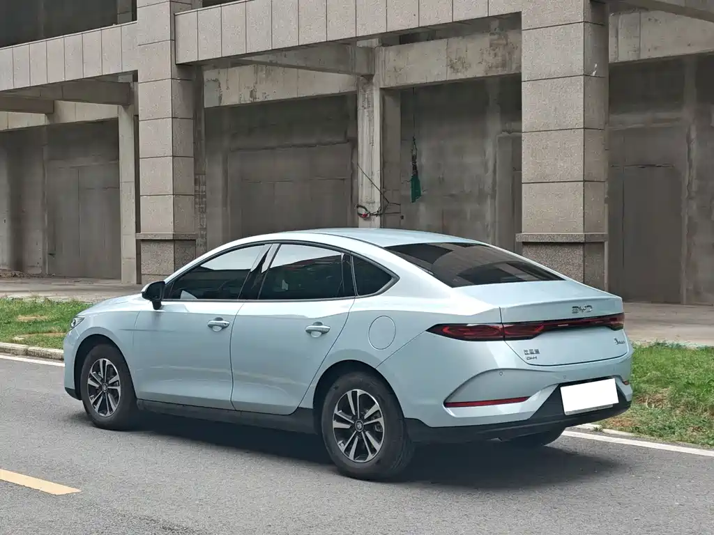 BYD Qin PLUS — фото 4