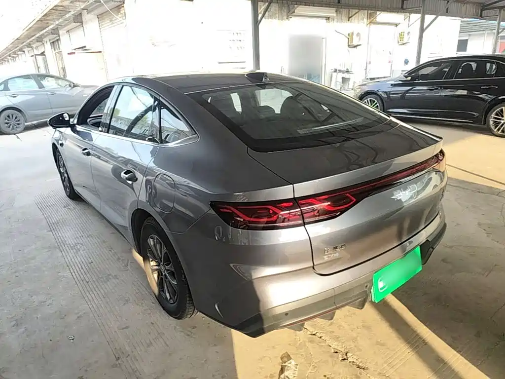 BYD Qin L — фото 4