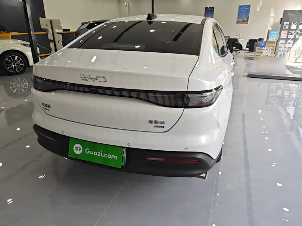 BYD Seal 05 DM-i — фото 5