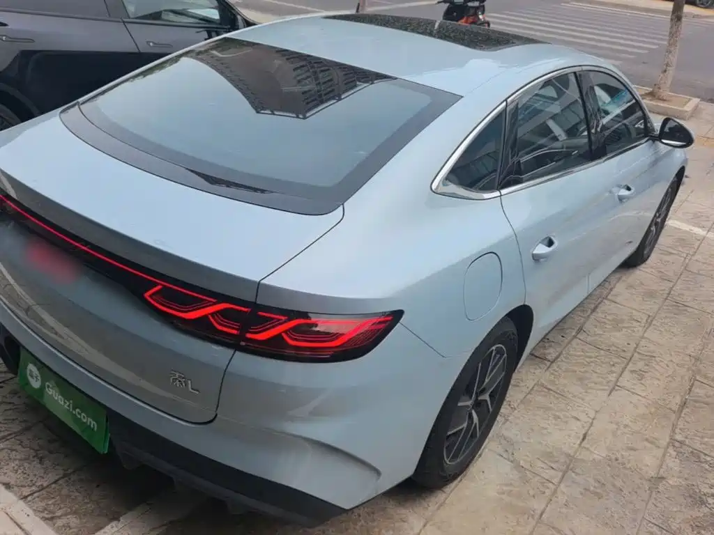 BYD Qin L — фото 6