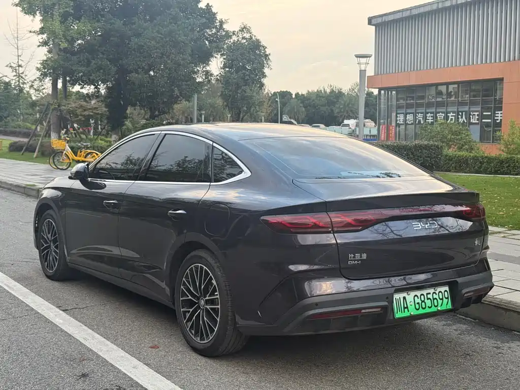 BYD Qin L — фото 14