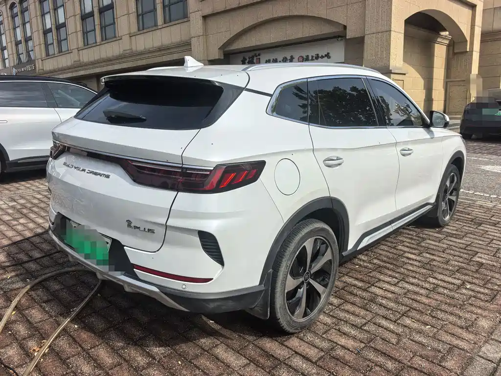 BYD PLUS New Energy — фото 8