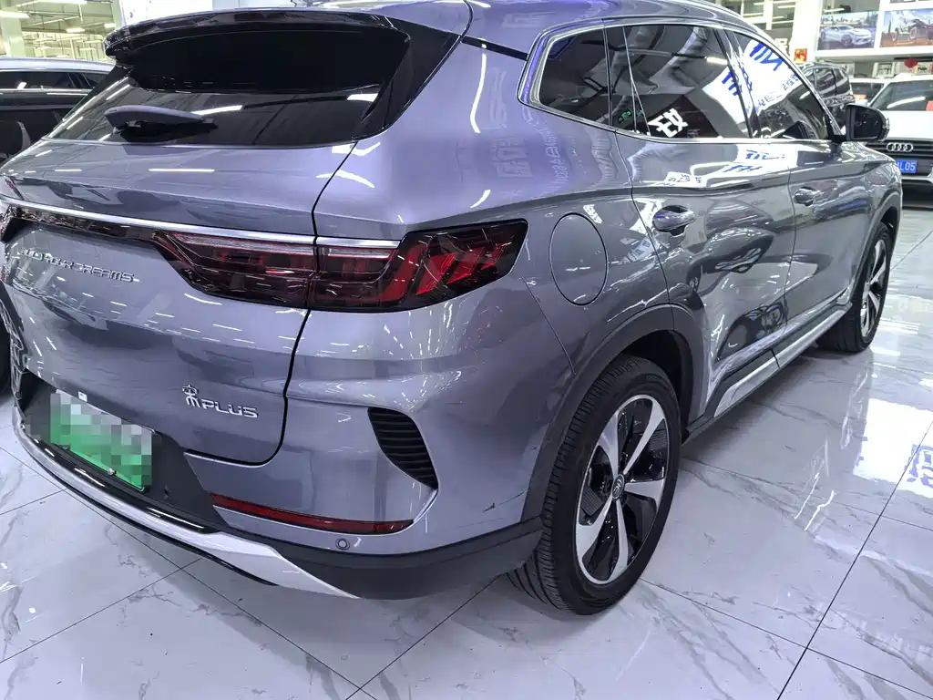BYD PLUS New Energy — фото 6