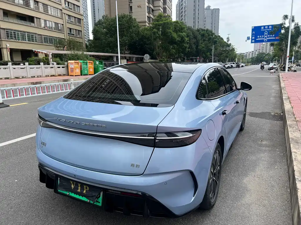 BYD Seal — фото 7