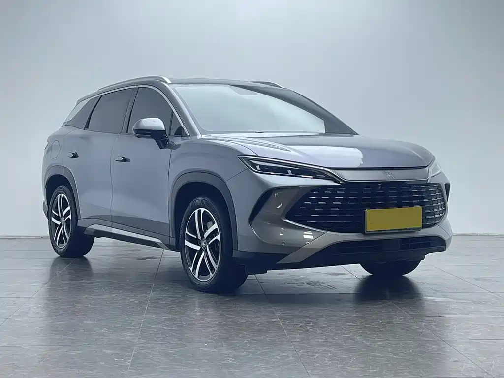 BYD L DM-i — фото 3