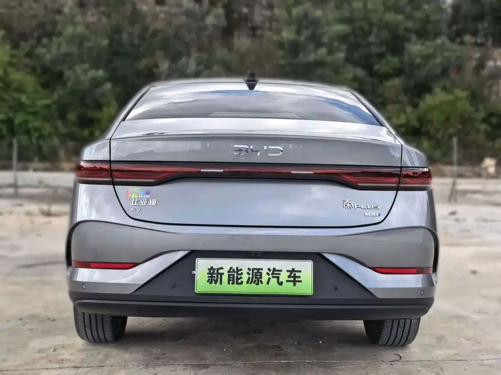 BYD Qin PLUS — фото 8