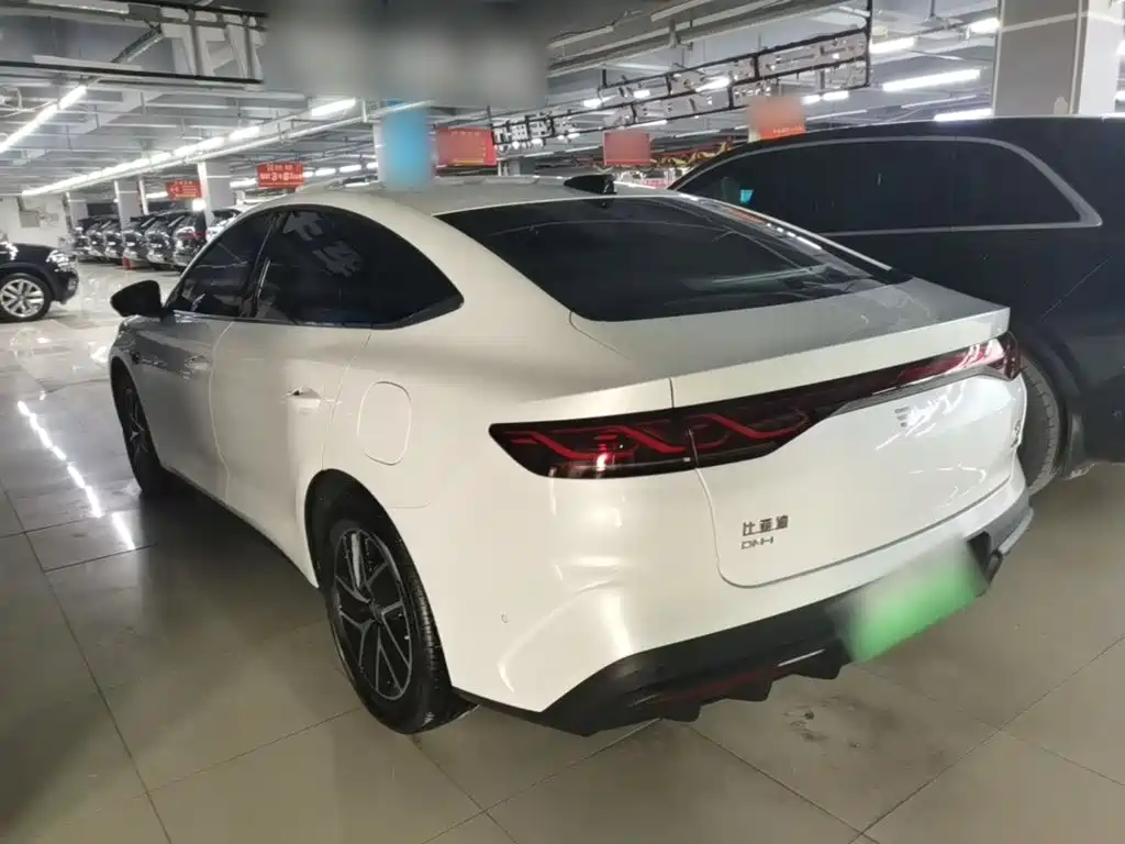 BYD Qin L — фото 4