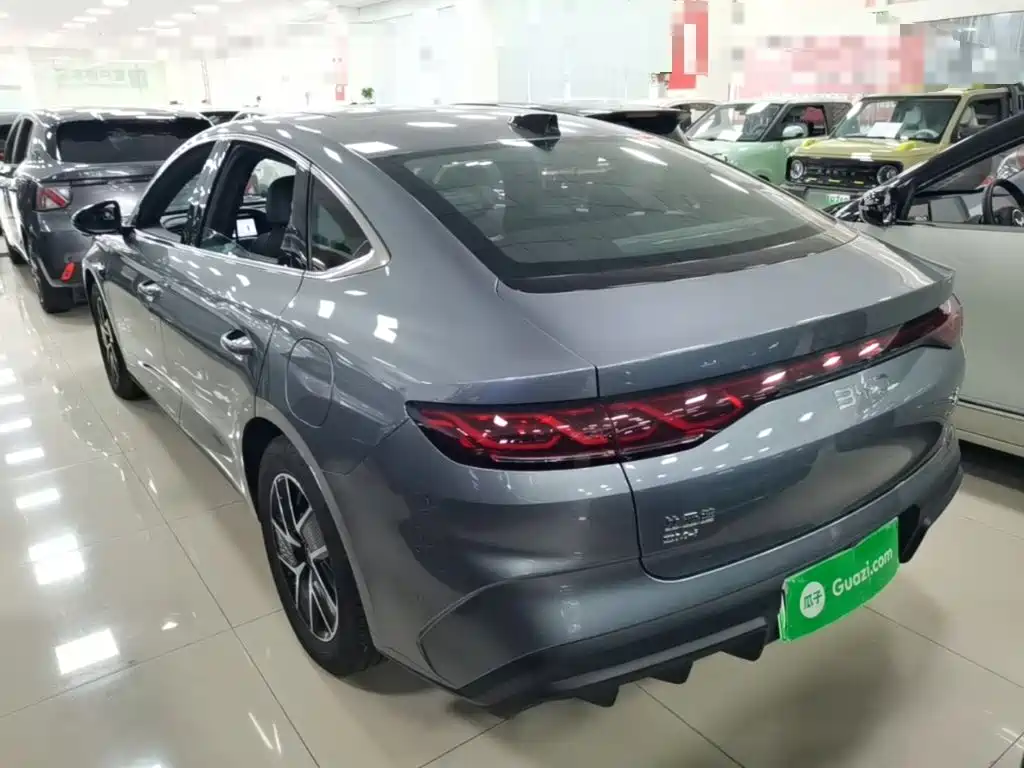 BYD Qin L — фото 4