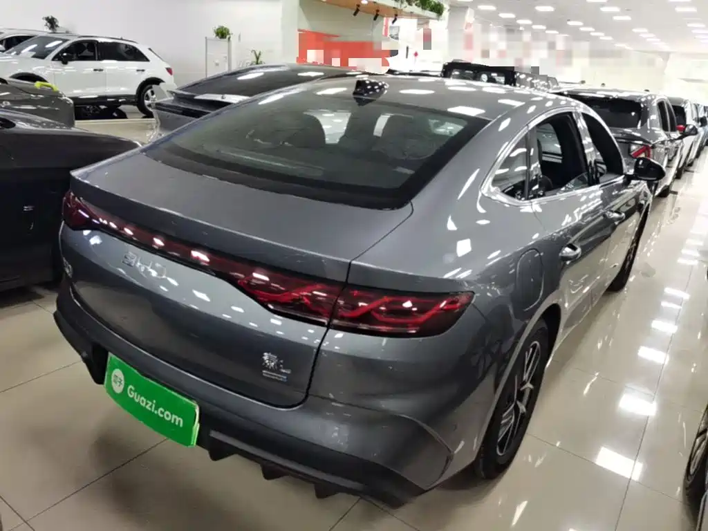 BYD Qin L — фото 6