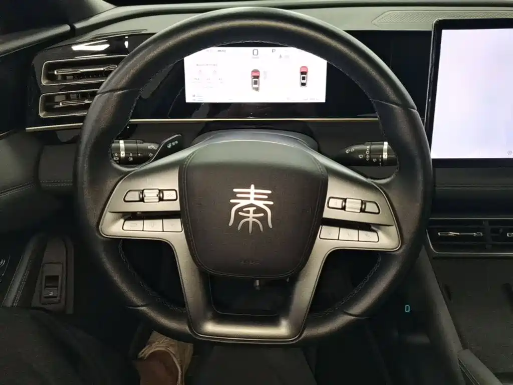 BYD Qin L — фото 10