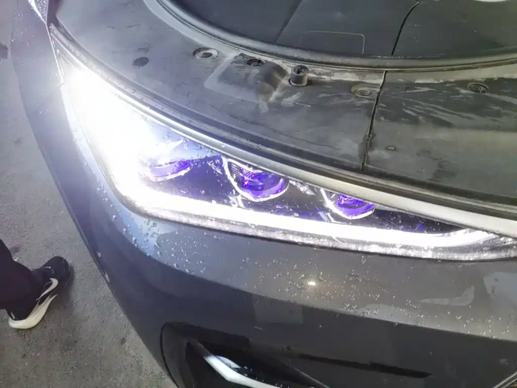 BYD Tang New Energy — фото 10