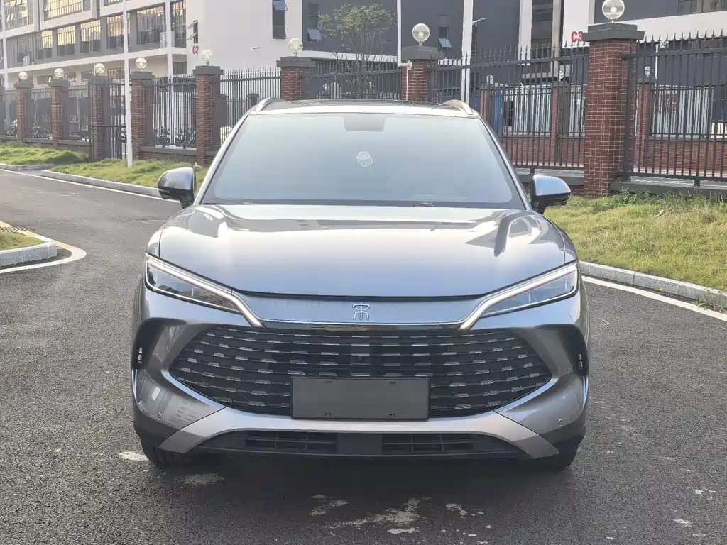 BYD L DM-i — фото 2