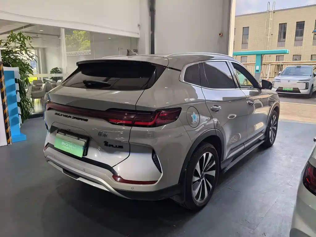 BYD PLUS New Energy — фото 6